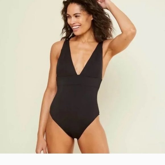 NAVY Ande Swim Long Torso Sardinia Navy 1pc Swimsuit sz Small Tall A0083 - Picture 1 of 3